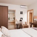 호텔 Grand Sava Superior 로가스카슬라티나