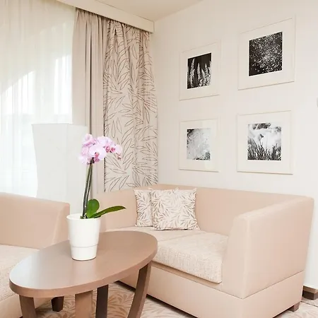 Hotel Grand Sava Superior 4*