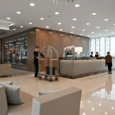 מלון Grand Sava Superior