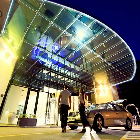 Grand Sava Superior Hotel 4*