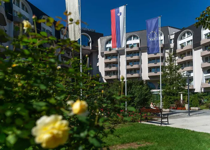 Hotel Grand Sava Superior 4*